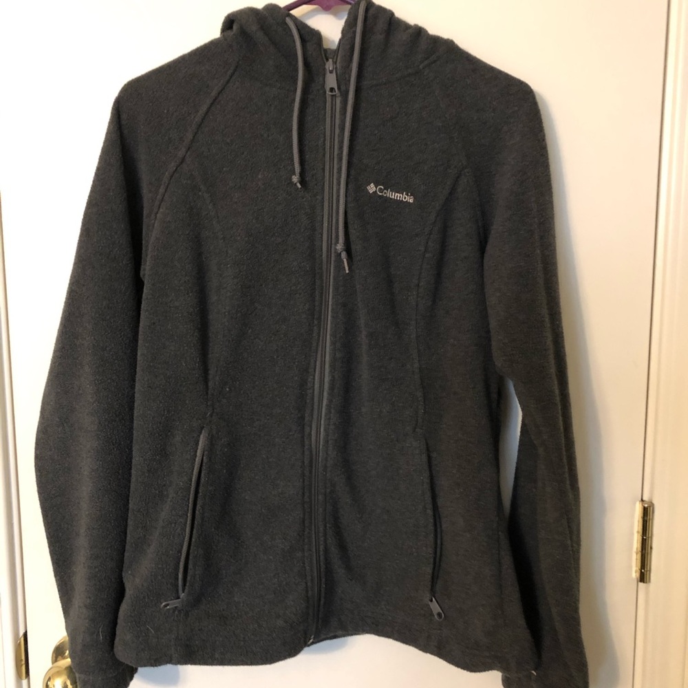 Columbia fleece sweater